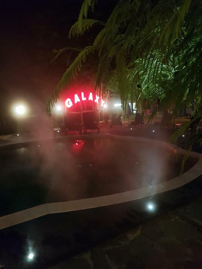 Galaxy Hotel Чифлик Екстер'єр фото